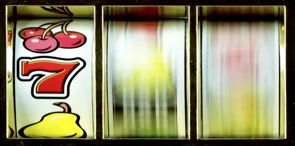 Bigger Bass Bonanza slot game interface on berkah 303